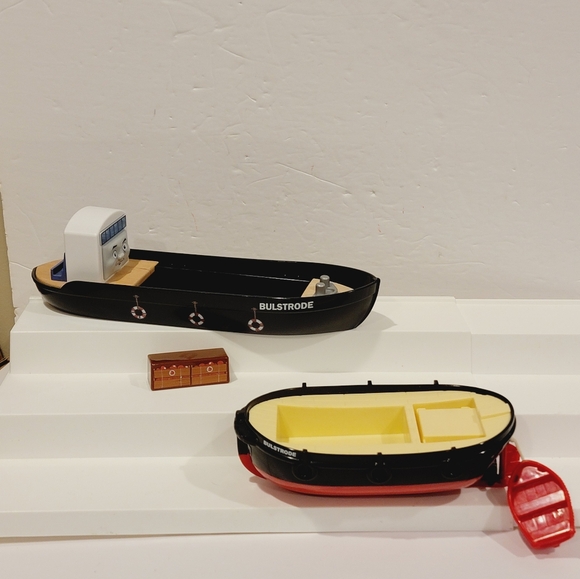 Thomas & Friends Wooden and Plastic Railway Bulstrode Boat Train Tank Engine - Picture 1 of 13